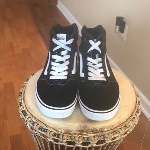 High Top, Black Vans